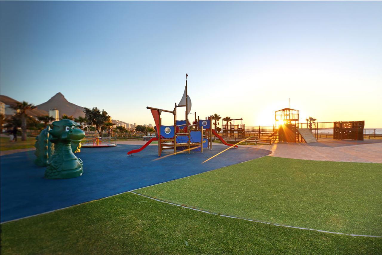 Afribode'S Adenium Beachfront Apartment Cape Town Exterior foto