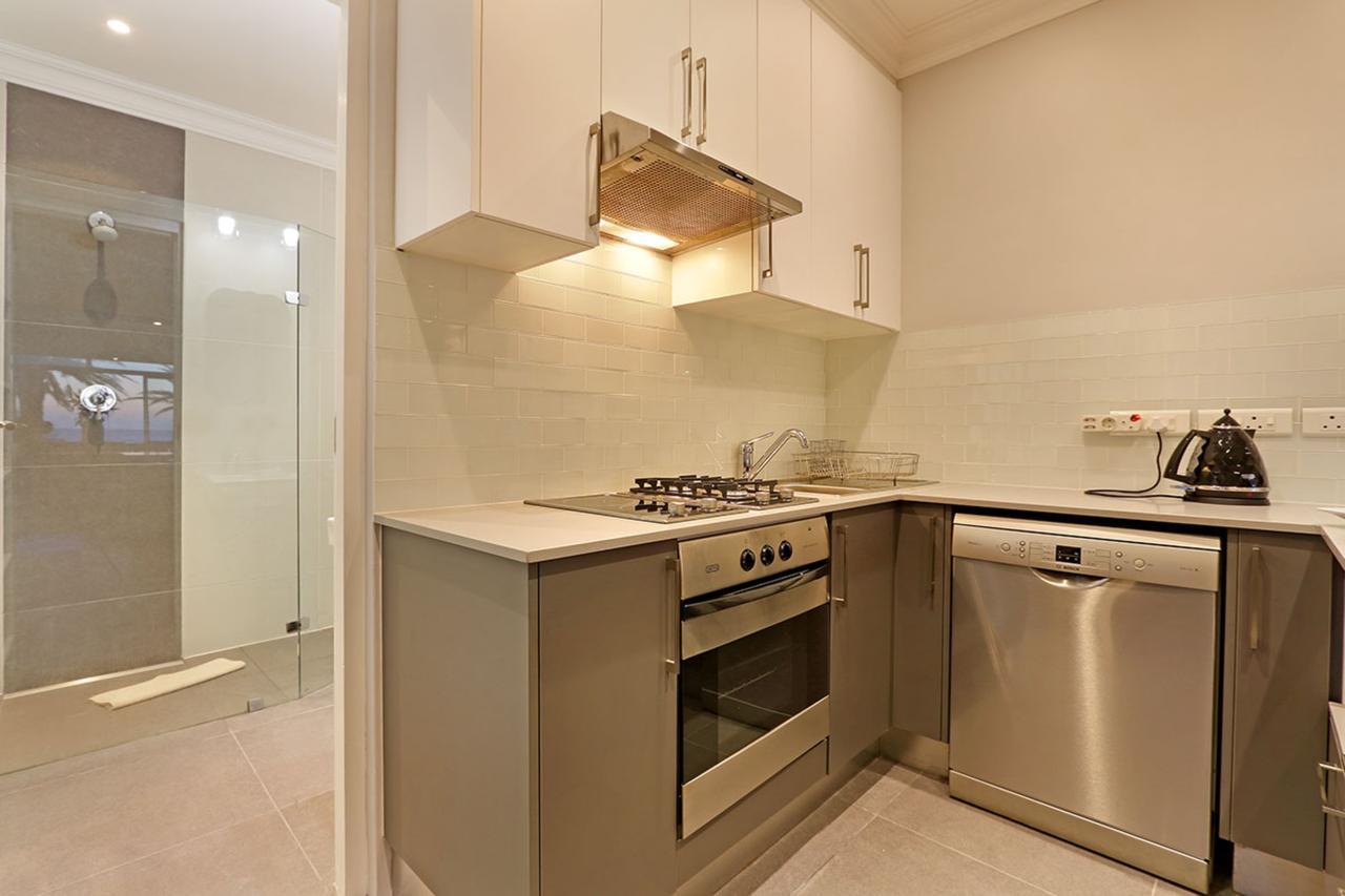 Afribode'S Adenium Beachfront Apartment Cape Town Exterior foto